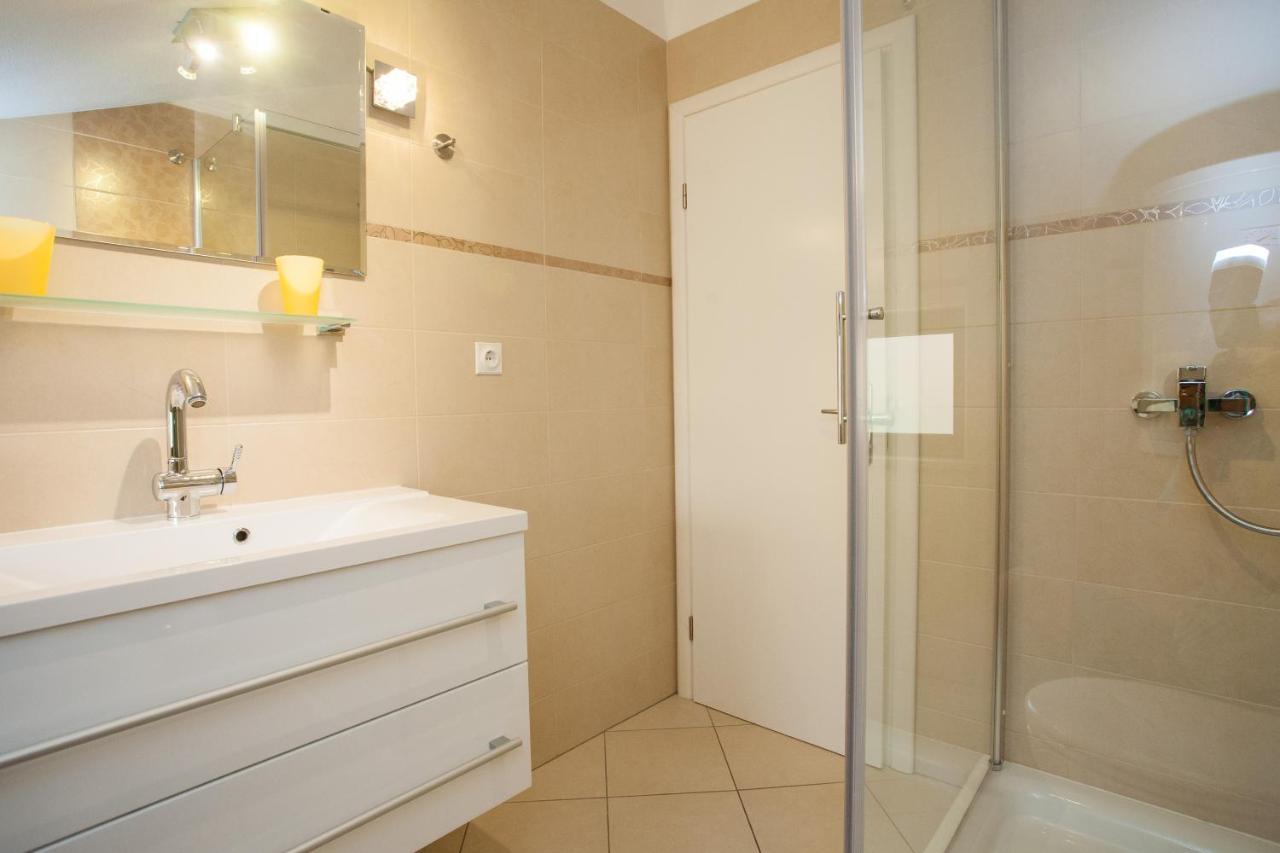 Apartments Dino Krk Town Εξωτερικό φωτογραφία