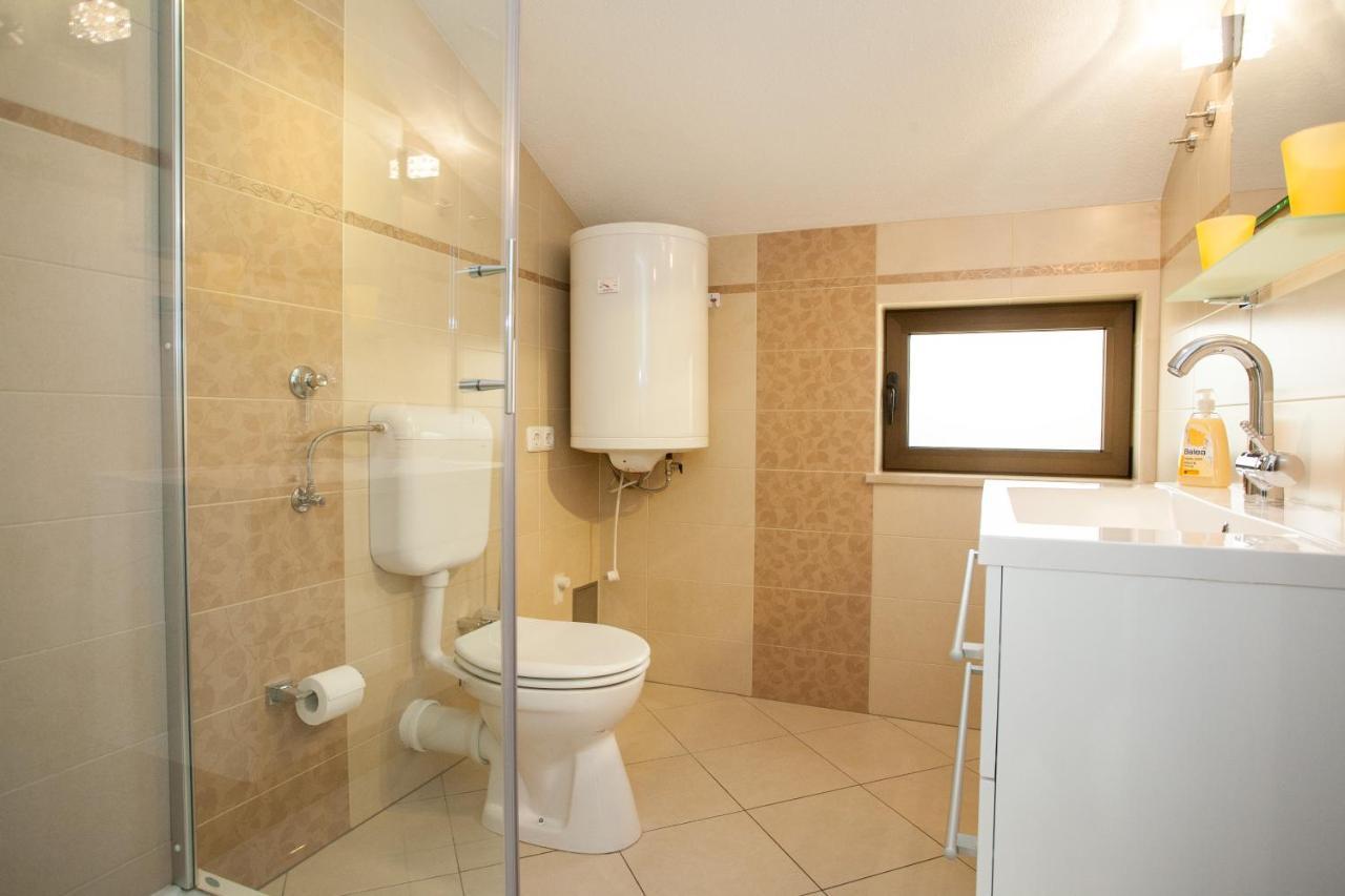Apartments Dino Krk Town Εξωτερικό φωτογραφία